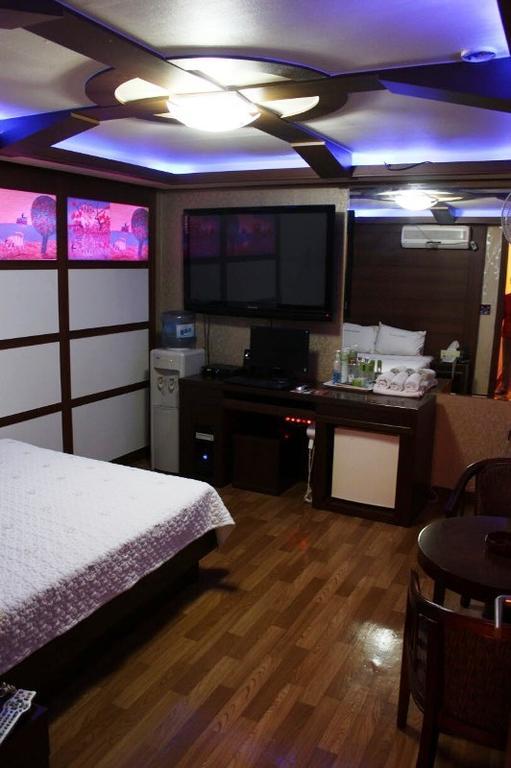 Picasso Motel Jongno Seoul Zimmer foto